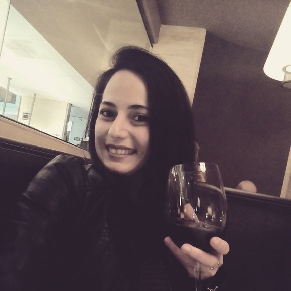 Meet your Posher, Mara - Picture 1 of 1